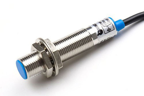 سنسور القایی PNP قطر 22 mm